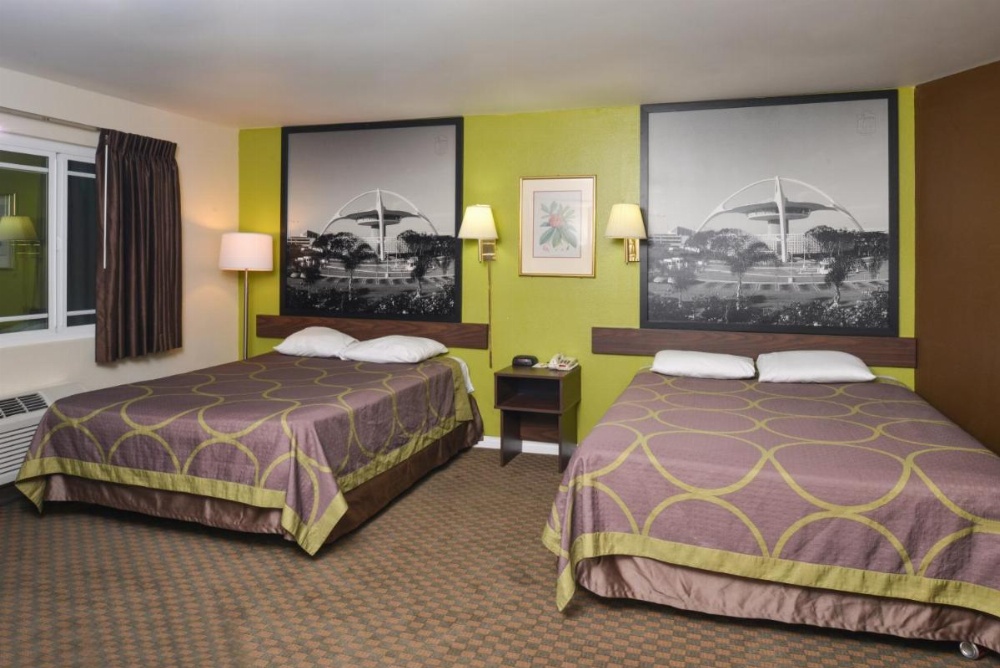 Super 8 by Wyndham Los Angeles/Alhambra Image 23