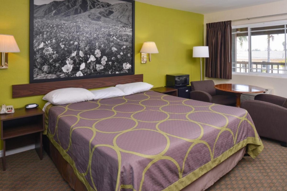 Super 8 by Wyndham Los Angeles/Alhambra Image 26