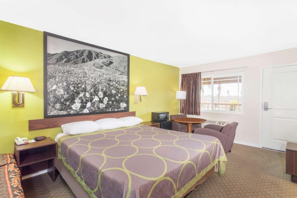 Super 8 by Wyndham Los Angeles/Alhambra Image 31