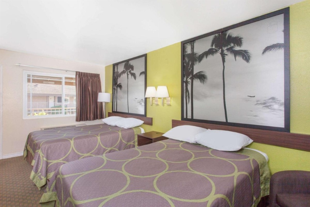 Super 8 by Wyndham Los Angeles/Alhambra Image 34