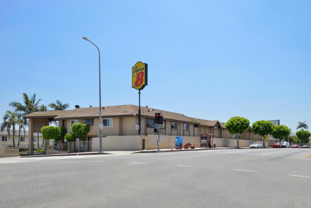 Super 8 by Wyndham Los Angeles/Alhambra Image 6
